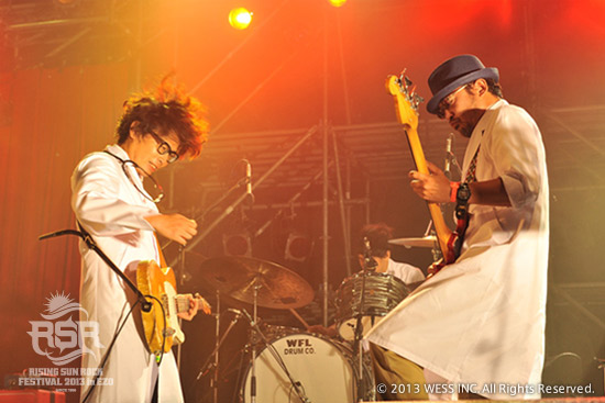 サンフジンズ - RISING SUN ROCK FESTIVAL 2013 in EZO